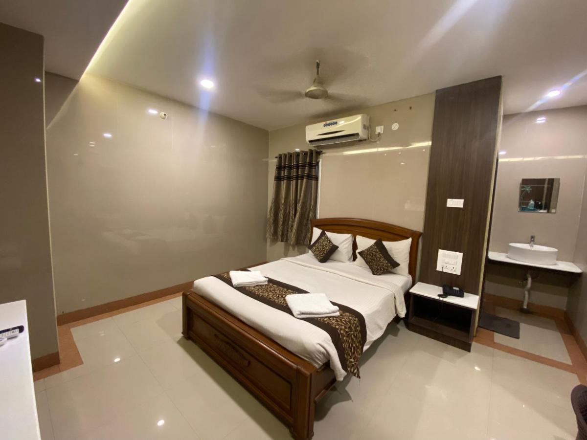 Hotel Sivas Regency Theni Exteriér fotografie